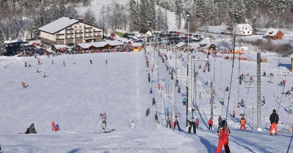 Ski Apartman Sajmon So Saunou Makov Exterior photo